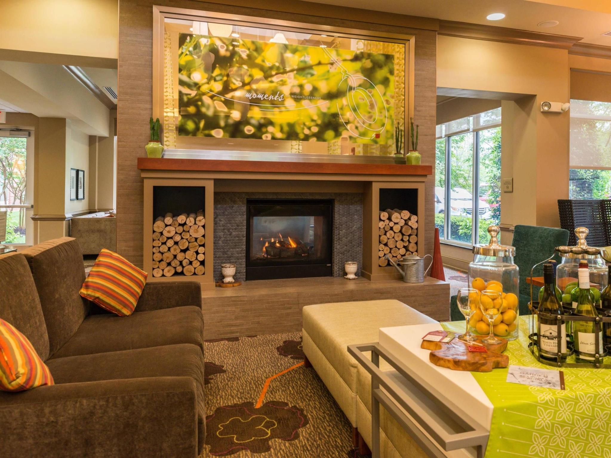 Hilton Garden Inn Charlottesville Exterior photo