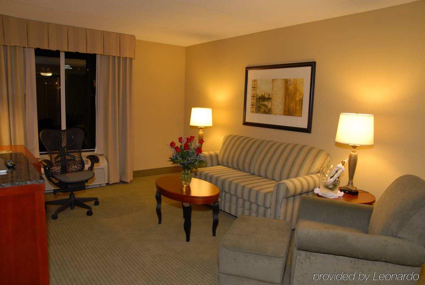 Hilton Garden Inn Charlottesville Room photo